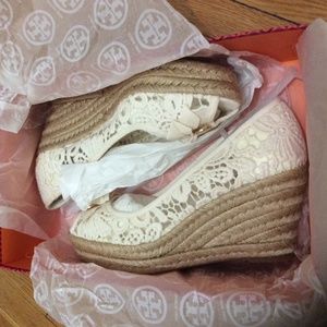 NIB Tory Burch Crochet White Espadrilles Size 8